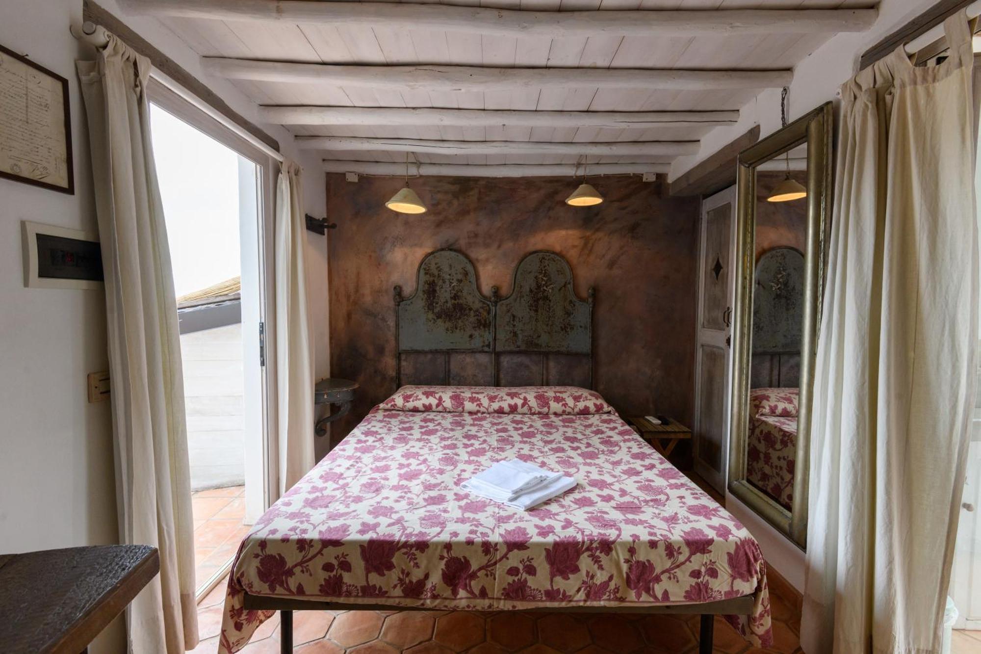 Soqquadro Art&Relax - Spotorno (SV) Sea View Quarto foto